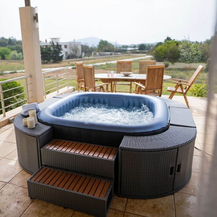 MSPA Comfort Series - TEKAPO 2-6 Person Inflatable Hot Tub Spa w UVC Sanitizer & Anti-Icing